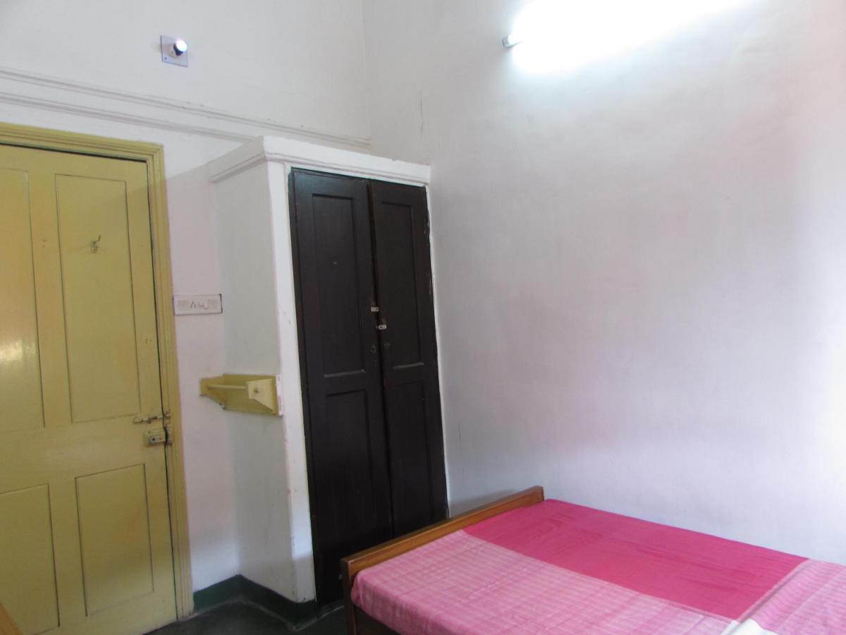Ywca Gallway Guest House 加尔各答 外观 照片