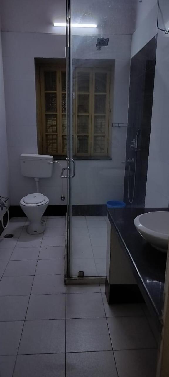 Ywca Gallway Guest House 加尔各答 外观 照片