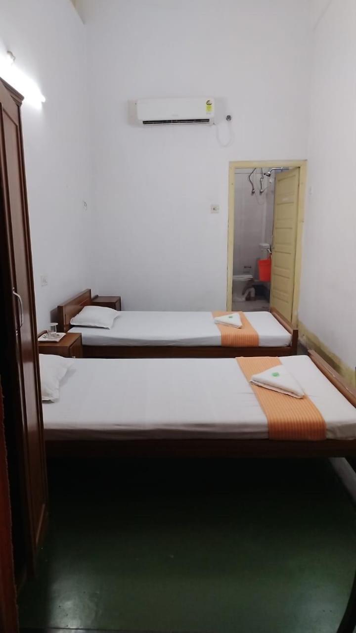 Ywca Gallway Guest House 加尔各答 外观 照片
