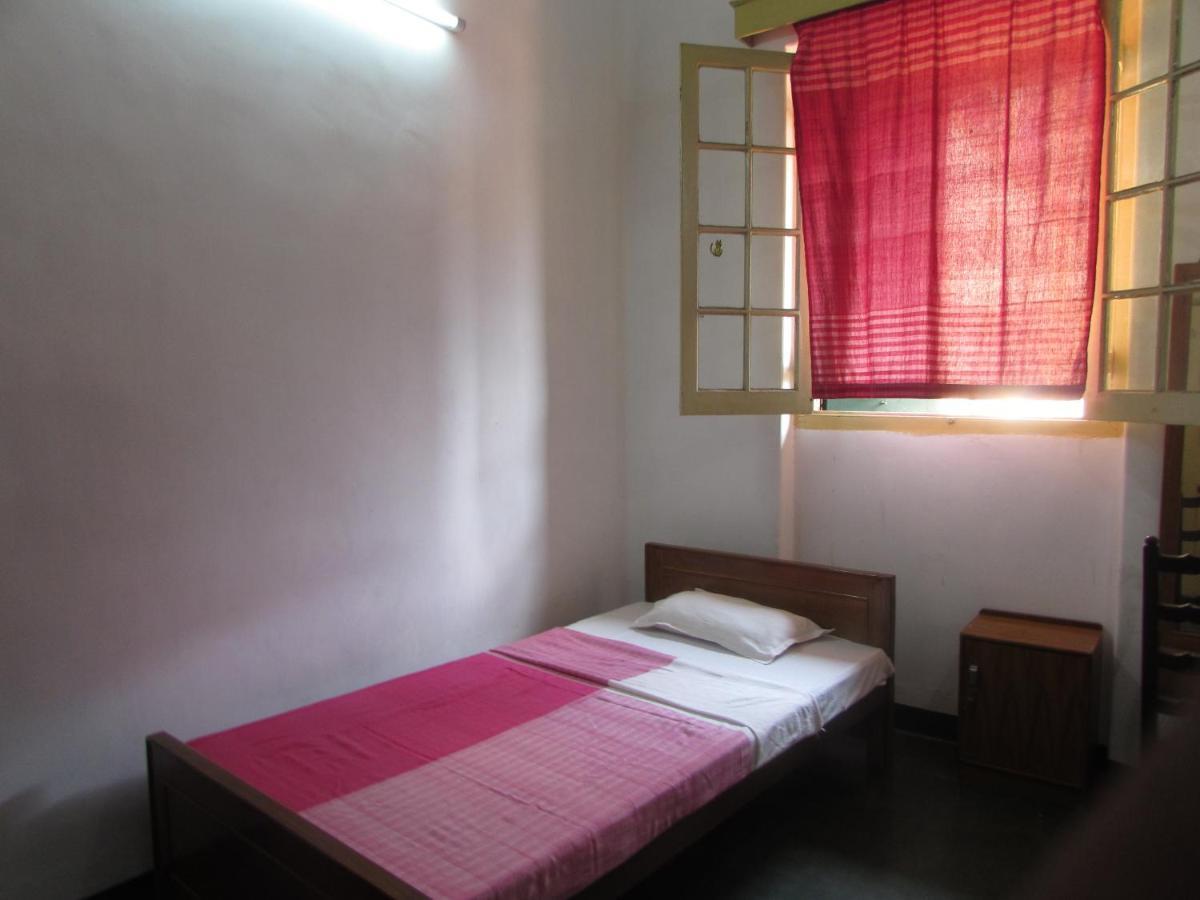 Ywca Gallway Guest House 加尔各答 外观 照片